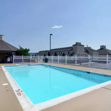 Clarion Pointe Harrisonburg 