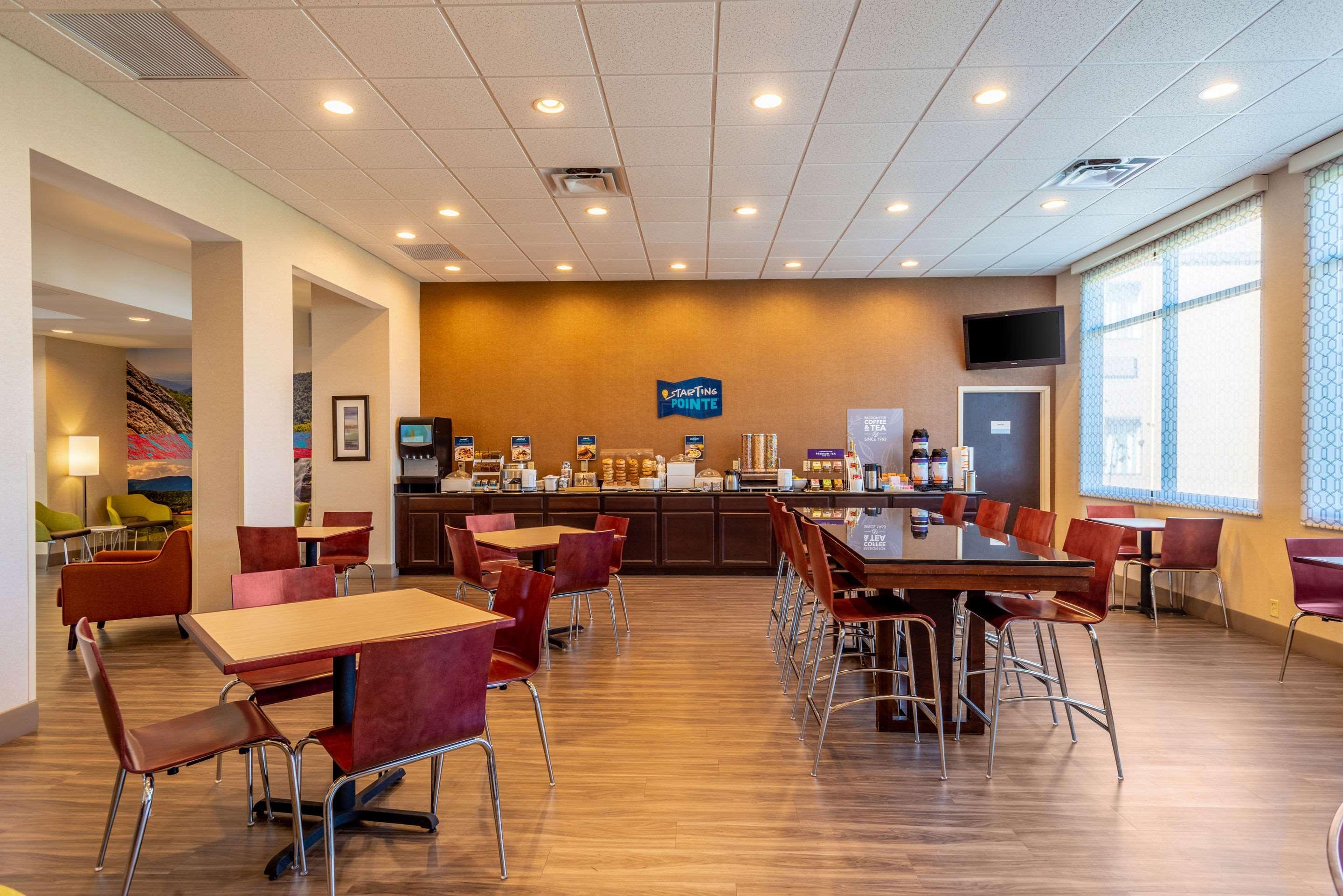 Hotel Clarion Pointe Harrisonburg