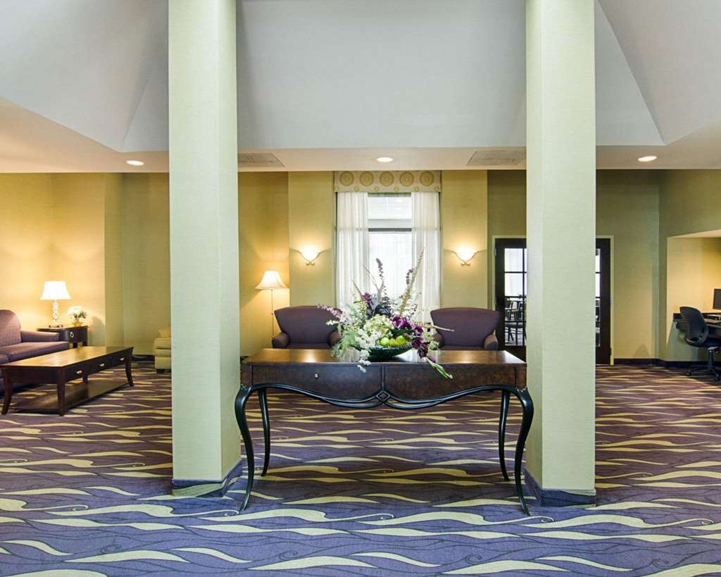 Clarion Pointe 3*